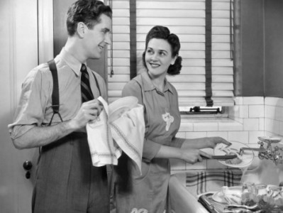george-marks-man-and-woman-washing-dishes